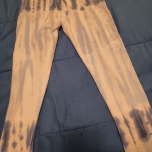 SO Kids Black and Tan Tie-Dye Leggings